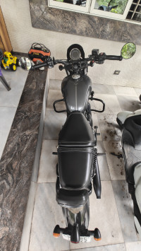 Yezdi Roadster Dark