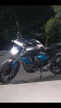 Yamaha FZ-S