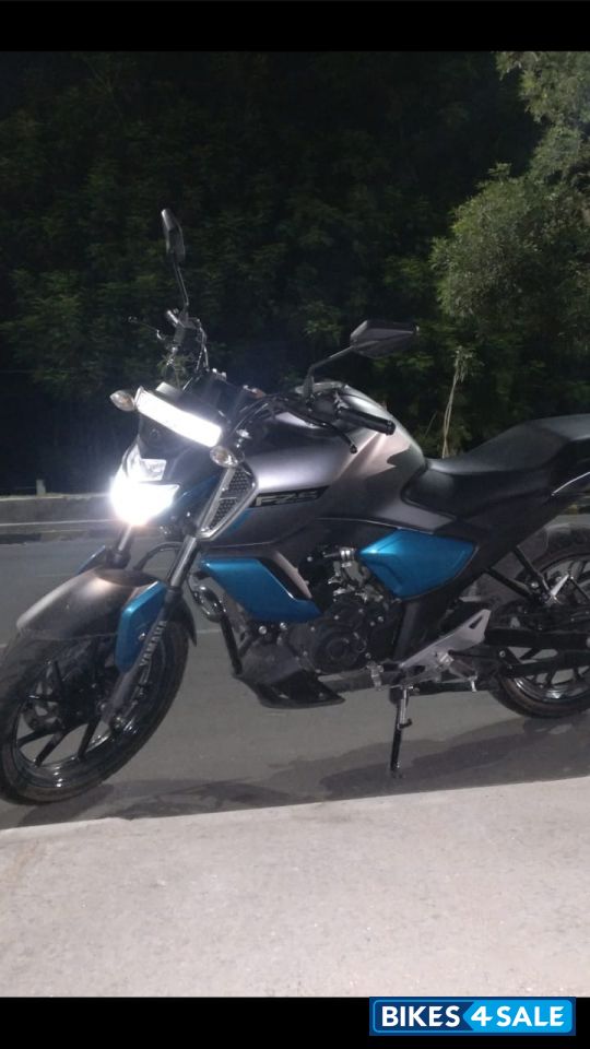 Yamaha FZ-S Yamaha FZ-S