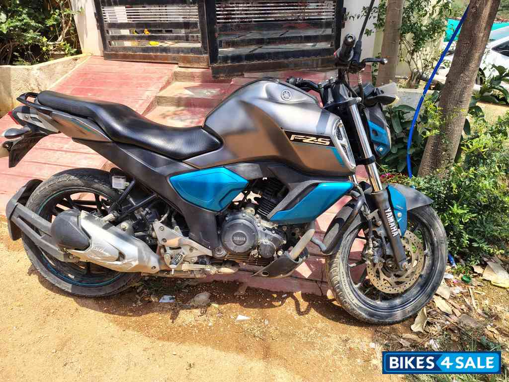 Yamaha FZ-S Yamaha FZ-S