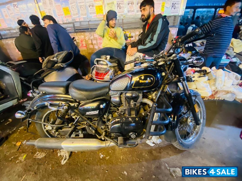 Black Benelli Imperiale 400 BS6 Black Benelli Imperiale 400 BS6