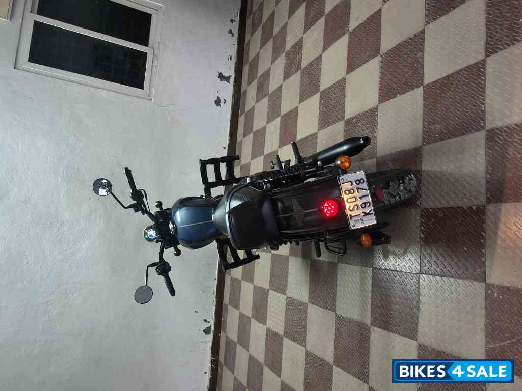 Jawa  Yezdi Roadster