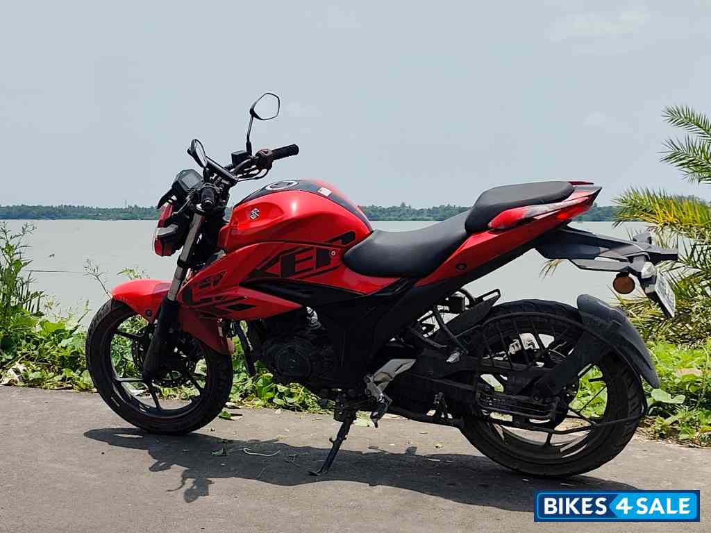 Suzuki Gixxer BS6