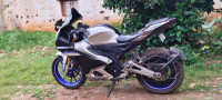 Metalic Grey Yamaha R15M