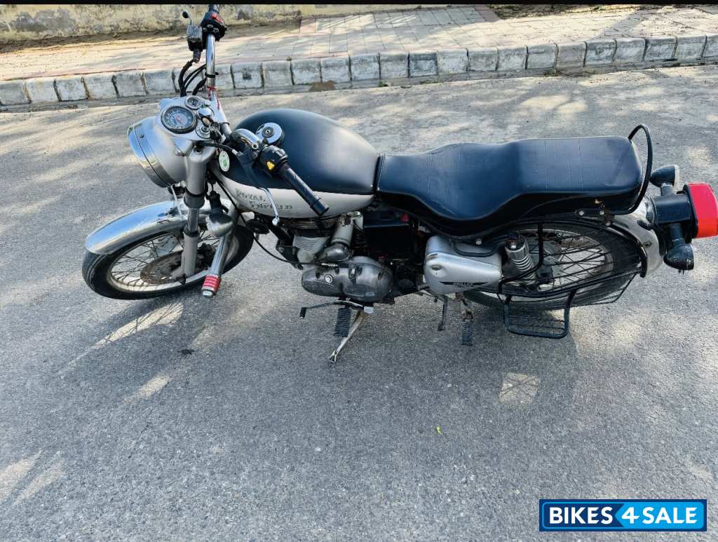 Royal Enfield electra twinsparl Royal Enfield electra twinsparl