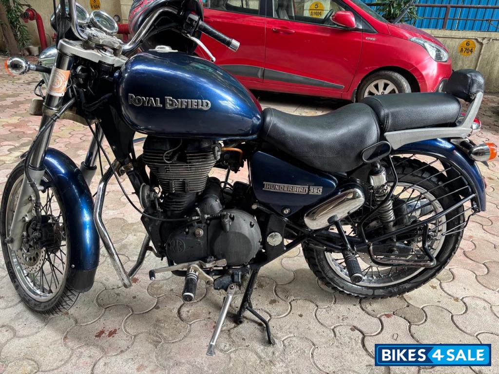 Blue Royal Enfield Thunderbird 350