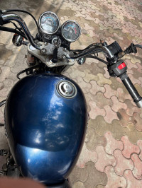 Blue Royal Enfield Thunderbird 350