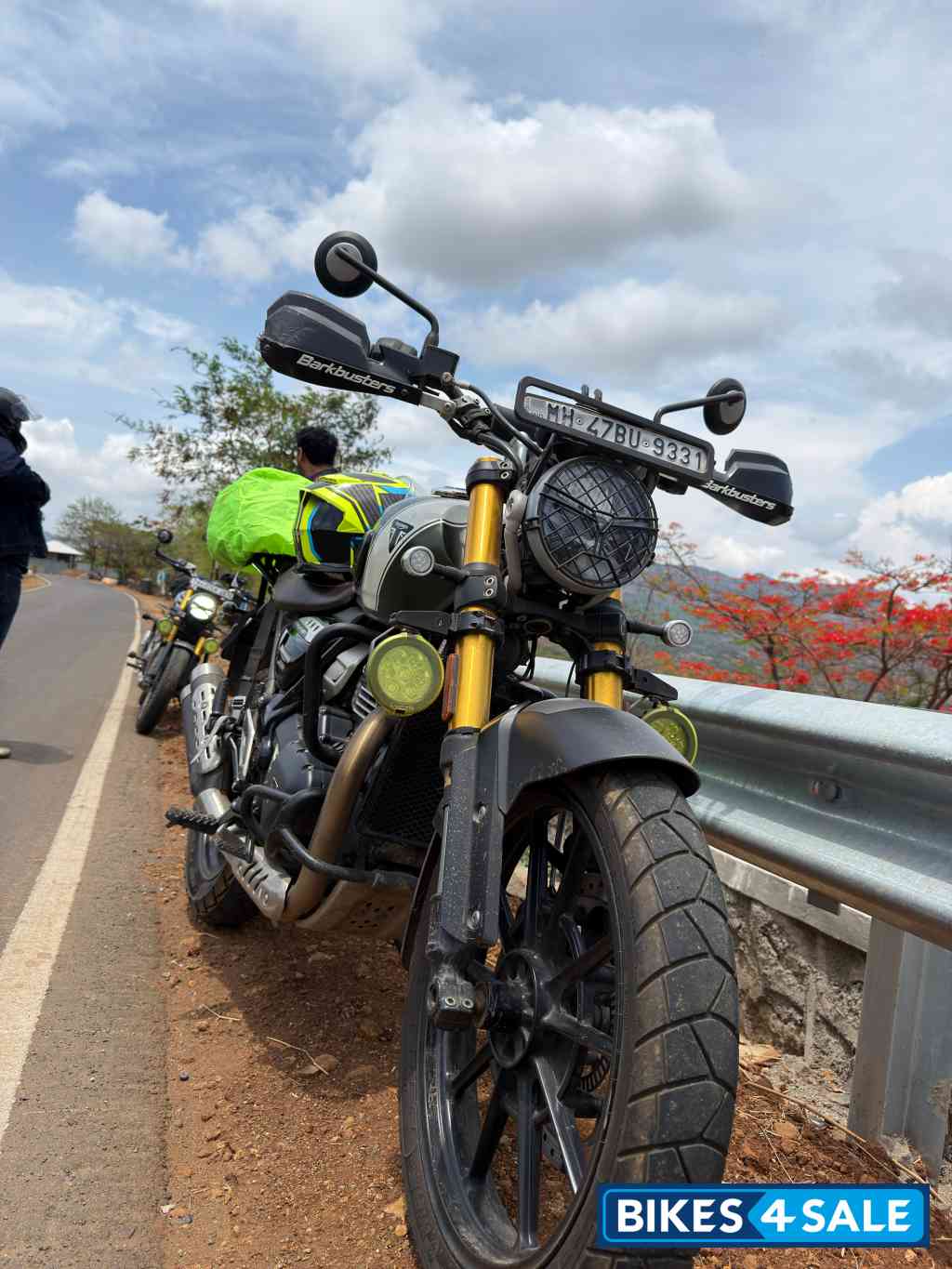 Triumph Scrambler 400 X