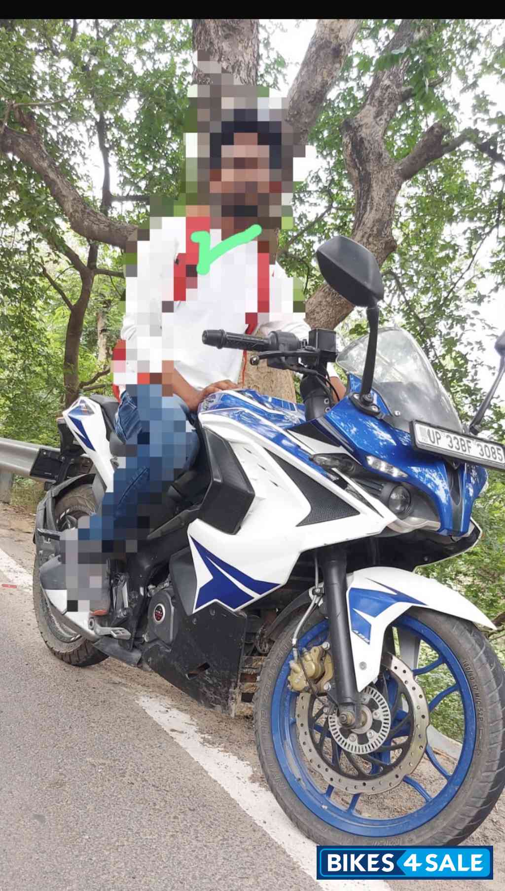 White Blue Bajaj Pulsar RS 200 ABS