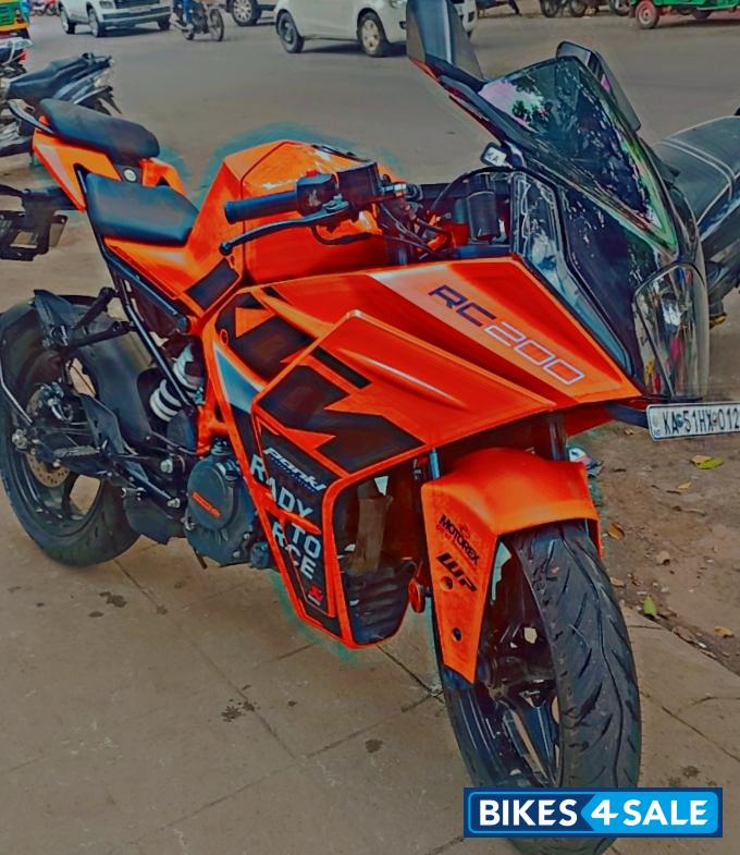 KTM RC 200 2024