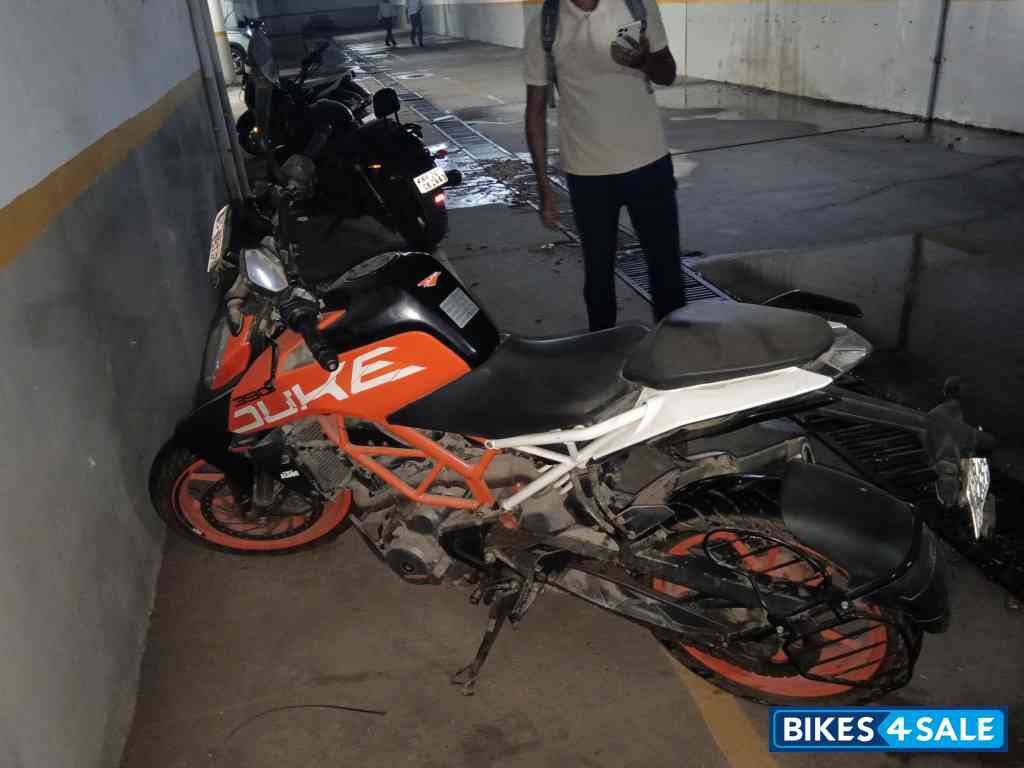KTM Duke 390