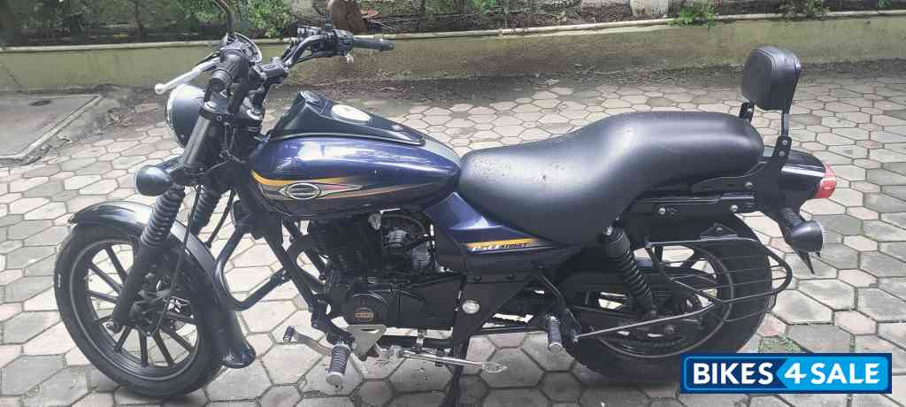 Bajaj Avenger Street 150