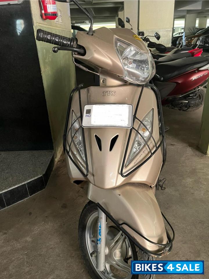 Gold TVS Wego