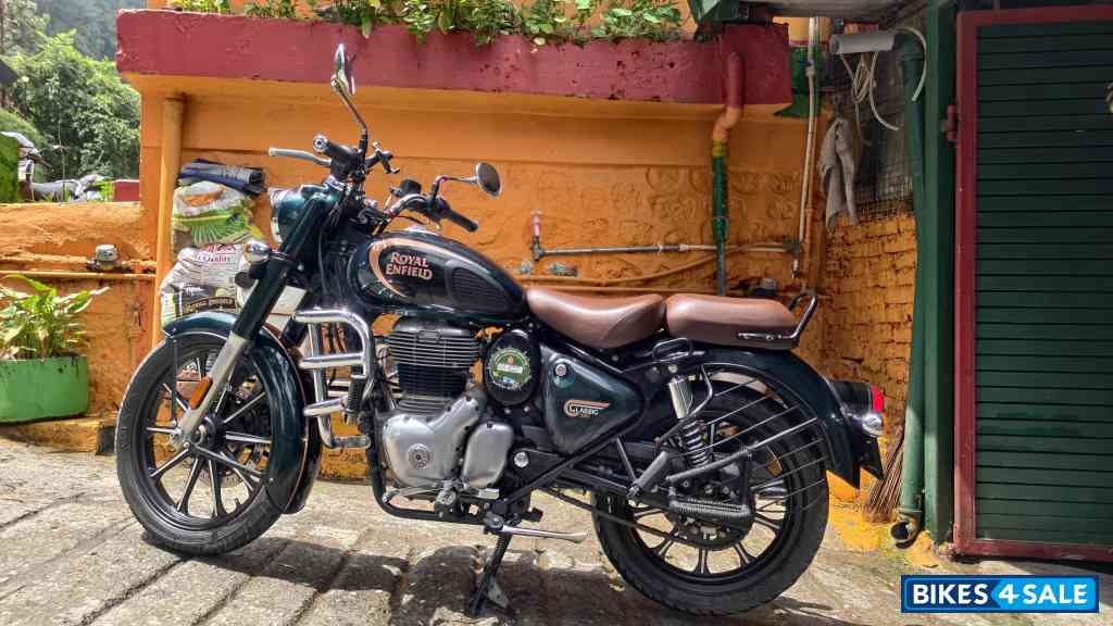 Dark Green Royal Enfield Classic 350