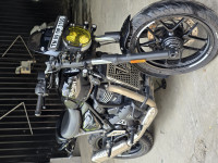 Triumph Speed T4