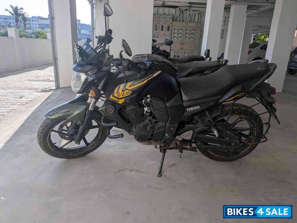 Yamaha FZ-S Yamaha FZ-S