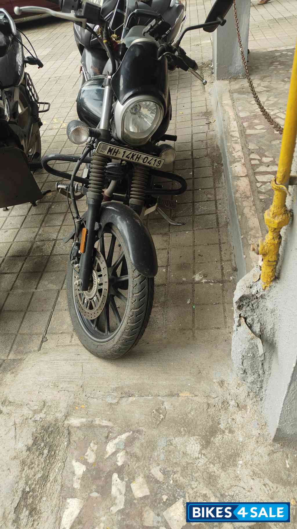 Bajaj Avenger Street 160