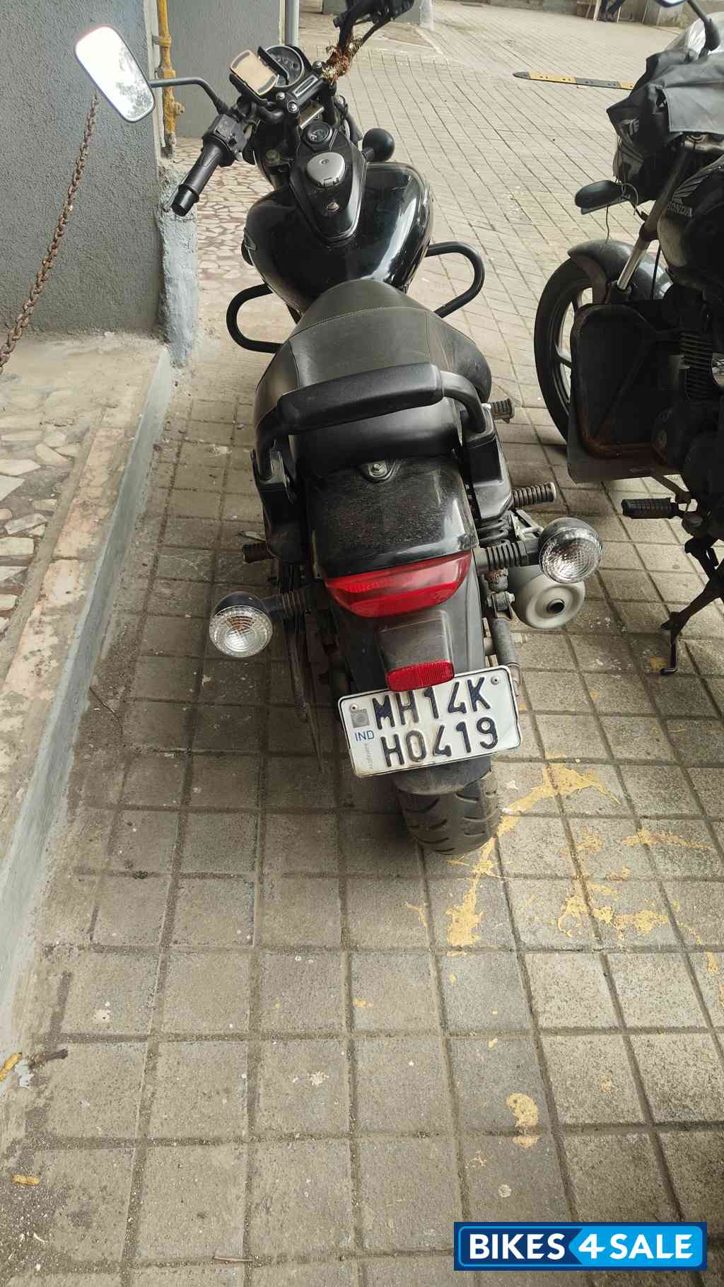 Bajaj Avenger Street 160