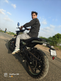 Royal Enfield Guerrilla 450 2026 Model
