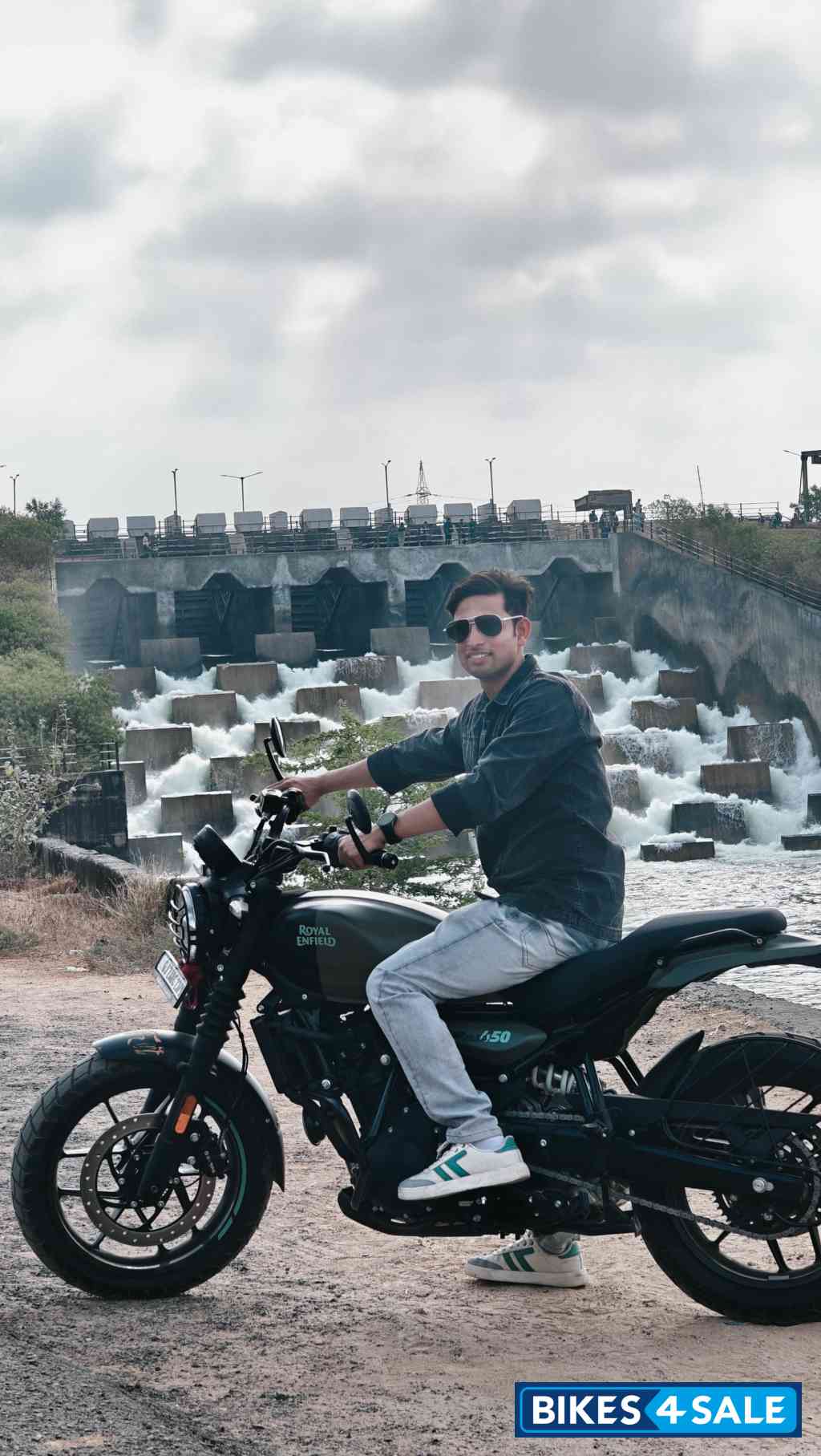 Royal Enfield Guerrilla 450