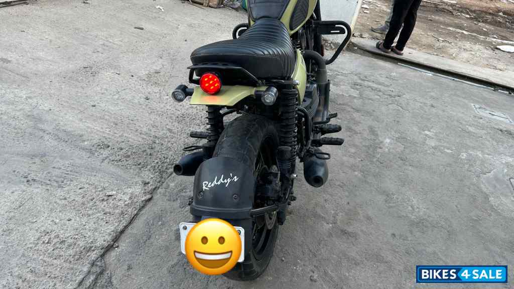 Outlaw Olive Yezdi Scrambler Single Tone Outlaw Olive Yezdi Scrambler Single Tone