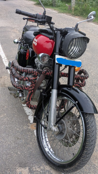 Royal Enfield Classic 350 Redditch Red