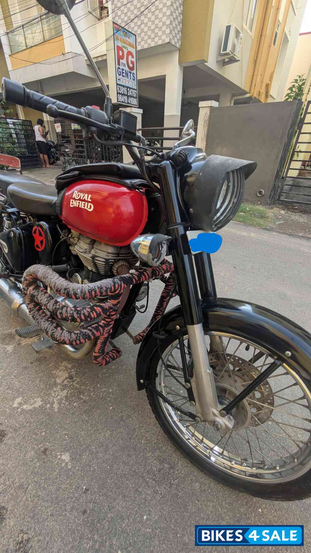 Royal Enfield Classic 350 Redditch Red