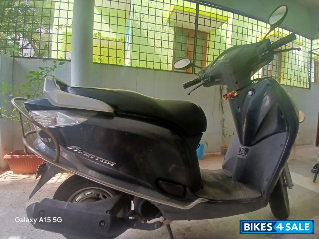 Metallic Grey Honda Aviator Metallic Grey Honda Aviator