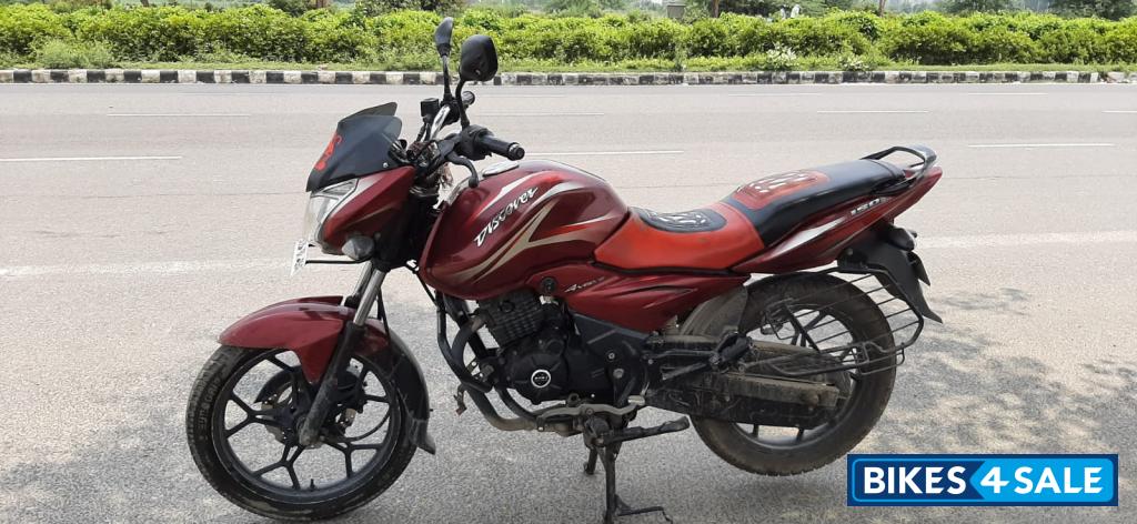 Bajaj Discover 150 F Bajaj Discover 150 F