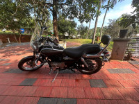 Bajaj Avenger 220 DTS-i