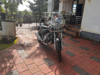 Bajaj Avenger 220 DTS-i
