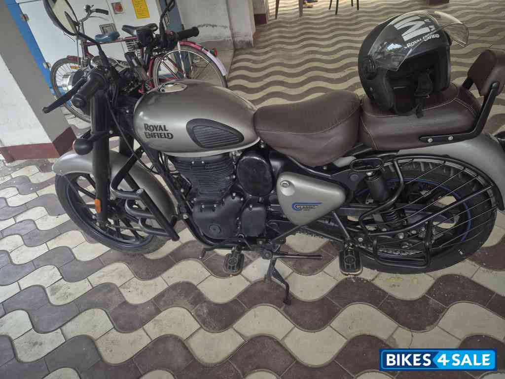 Royal Enfield Classic 350 Dual Channel BS6