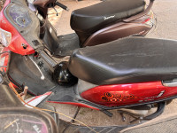 Red Honda Activa i