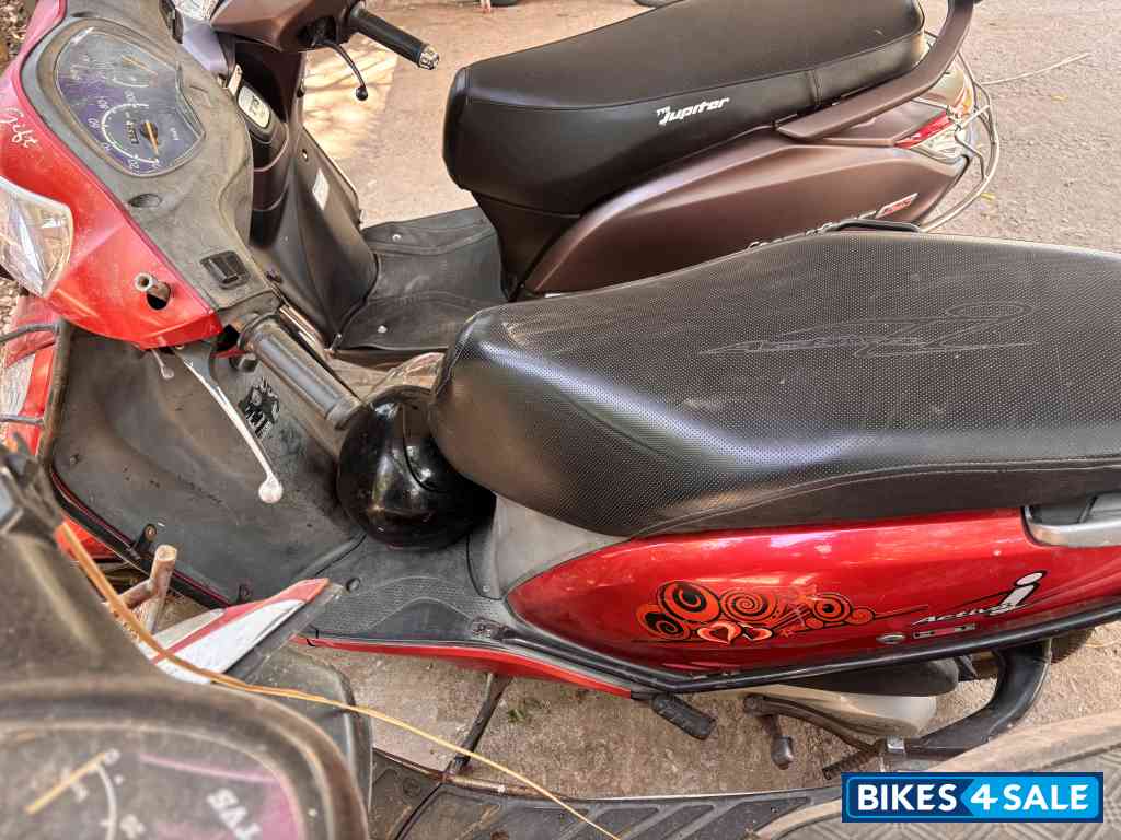 Red Honda Activa i Red Honda Activa i