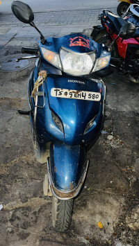 Blue Honda Activa 3G