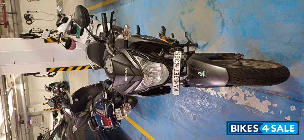 Honda CB Hornet 160R Honda CB Hornet 160R