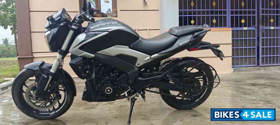 Bajaj Dominar 250