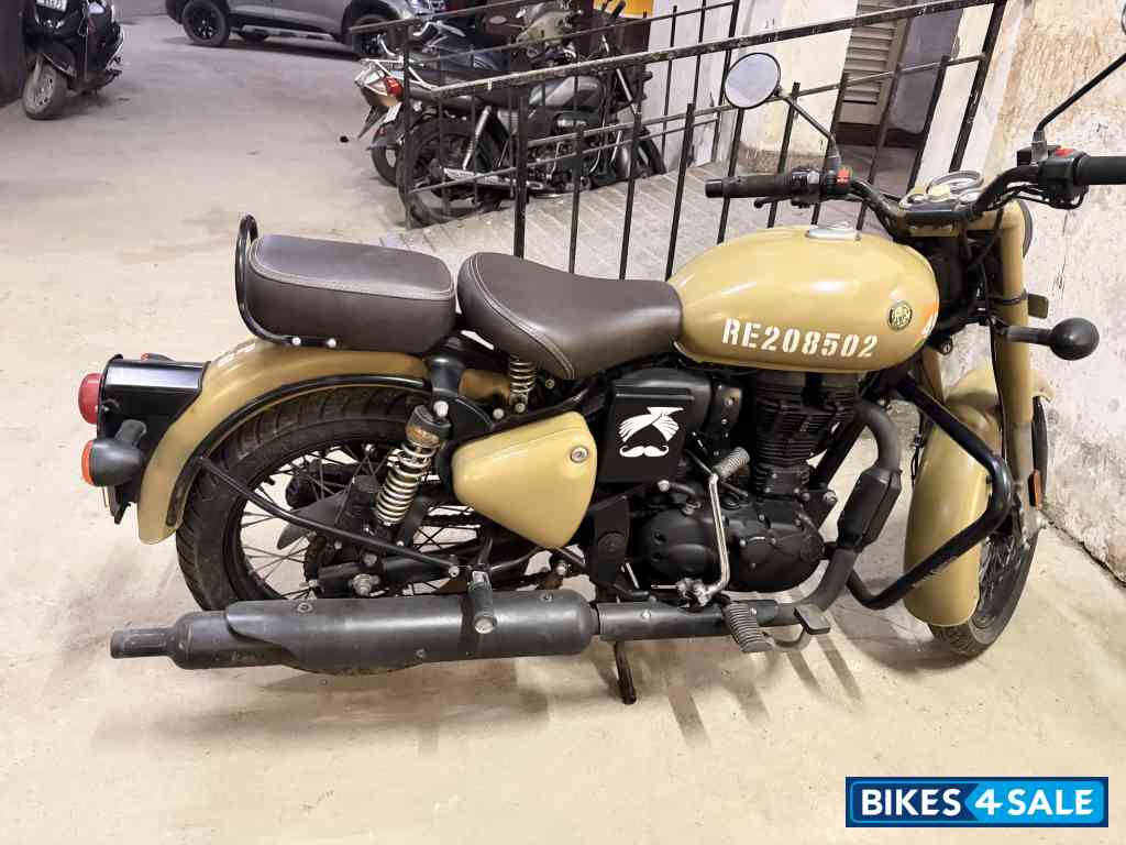 Royal Enfield Classic Desert Storm