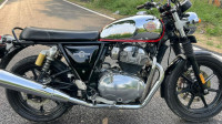 Chrome Royal Enfield 2023 Interceptor 650