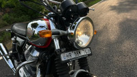 Chrome Royal Enfield 2023 Interceptor 650