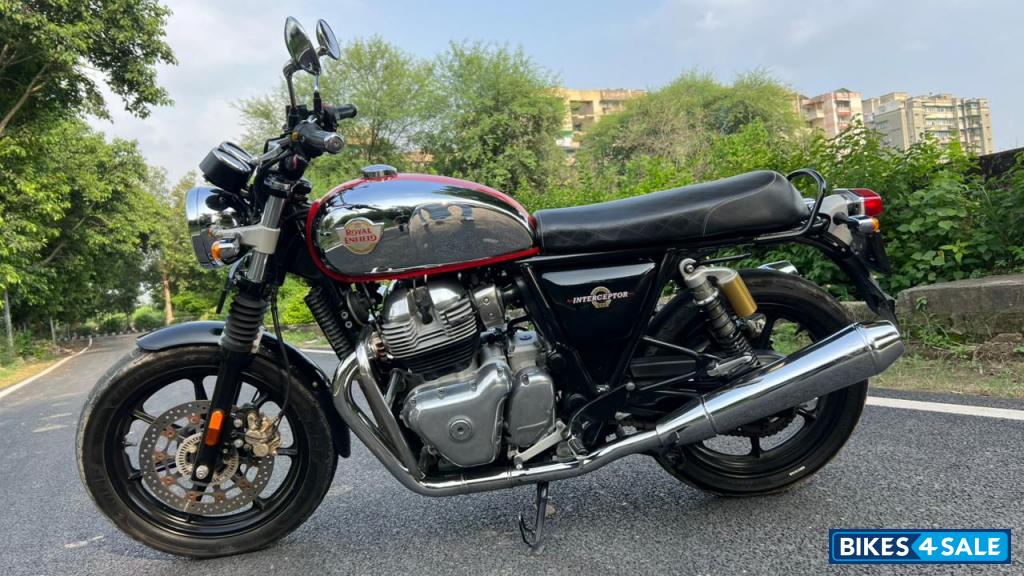 Chrome Royal Enfield 2023 Interceptor 650 Chrome Royal Enfield 2023 Interceptor 650