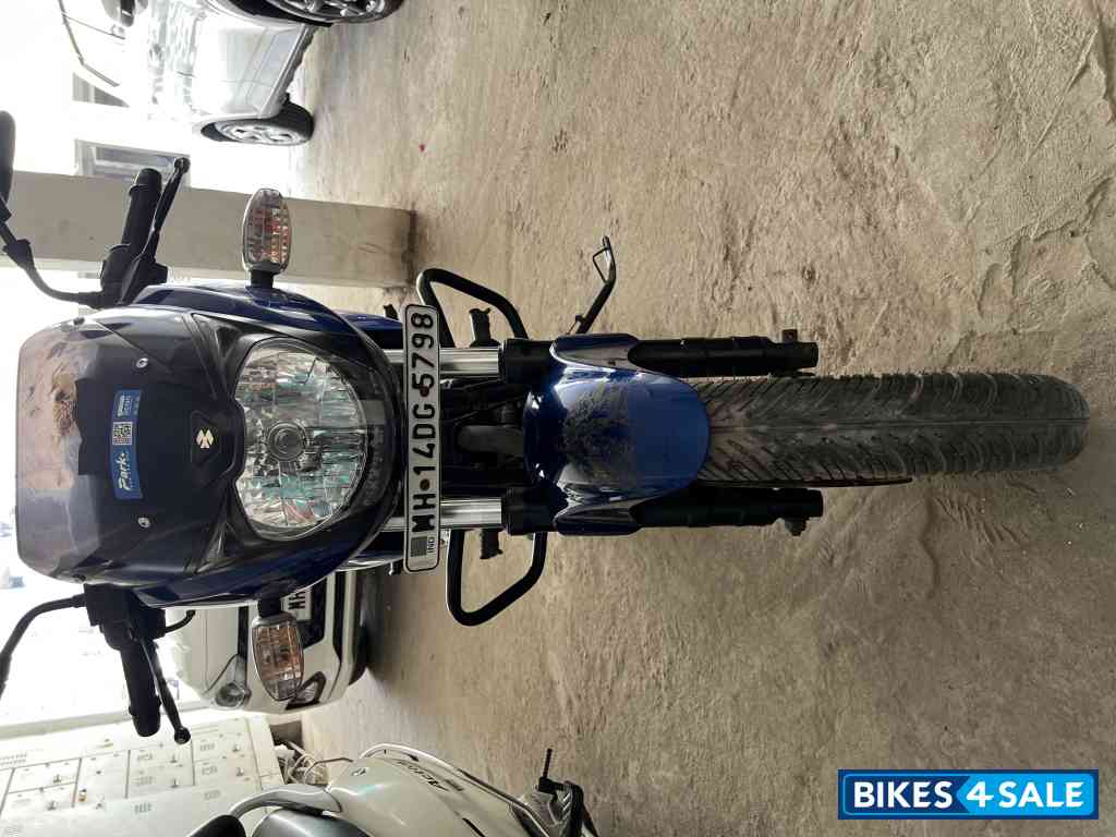 Blue Bajaj Pulsar 180 DTSi Blue Bajaj Pulsar 180 DTSi
