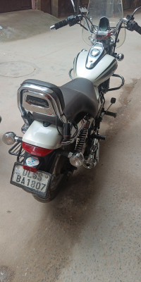 Bajaj Avenger Cruise 220