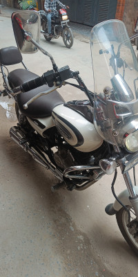 Bajaj Avenger Cruise 220