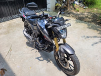 Honda Hornet 2.0