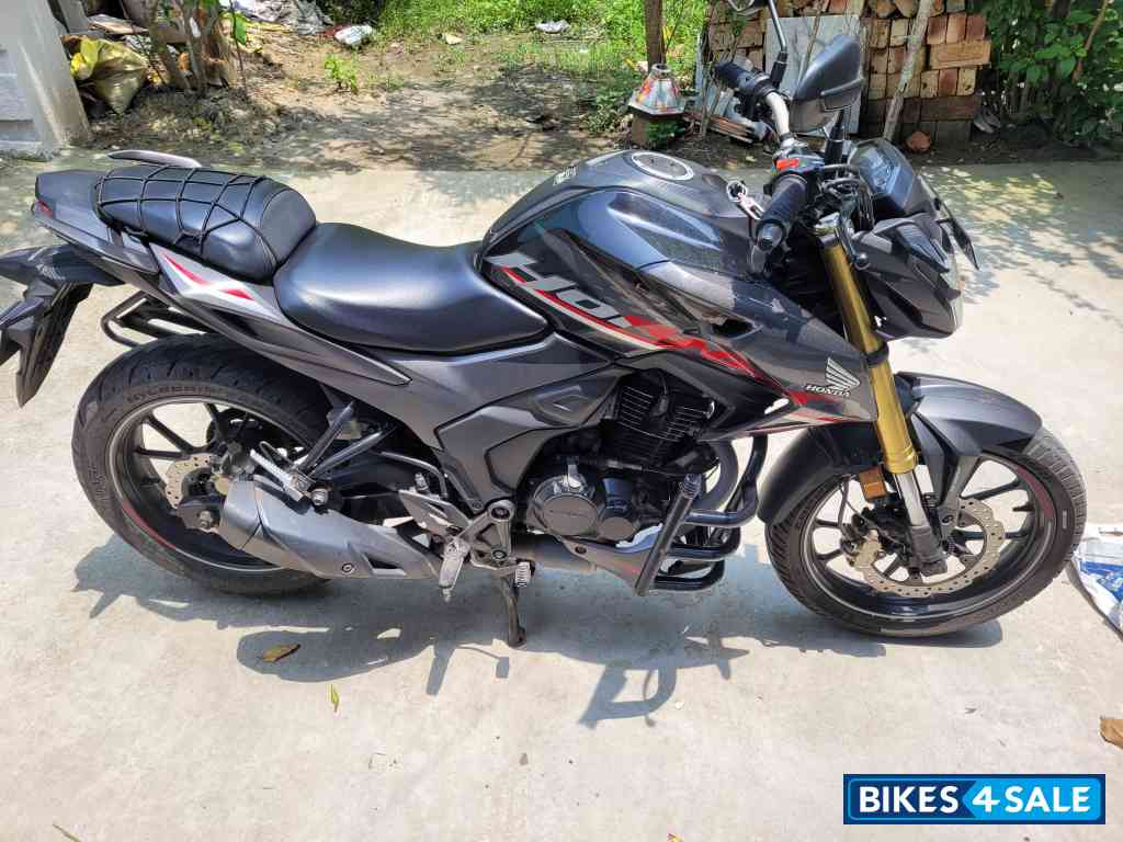 Honda Hornet 2.0 Honda Hornet 2.0