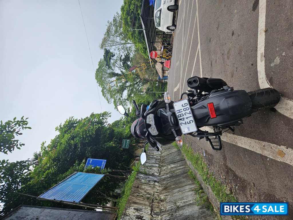 TVS Apache RTR 200 4V TVS Apache RTR 200 4V