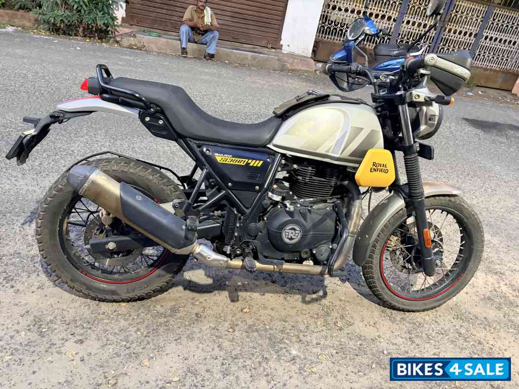 Graphite Yellow Royal Enfield Scram 411 Graphite Yellow Royal Enfield Scram 411