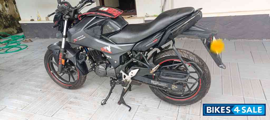Hero Xtreme 160R Stealth Edition