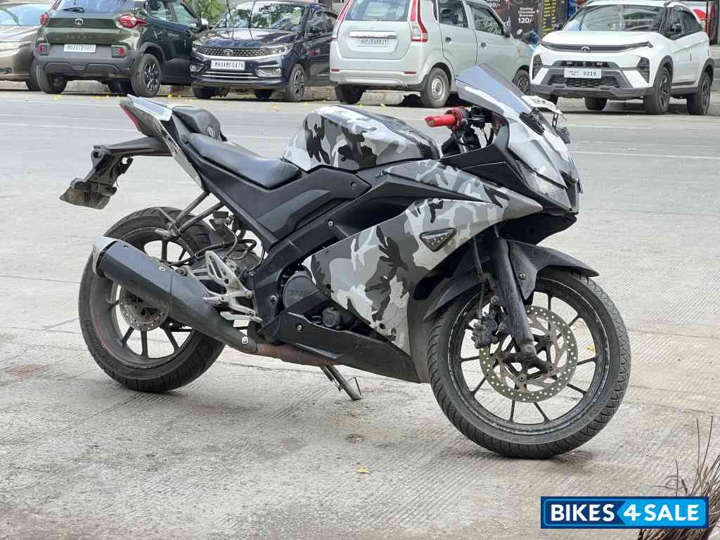 Yamaha YZF R15 V3